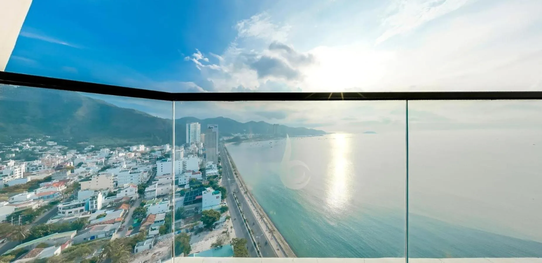 Boton Blue Hotel & Spa Nha Trang