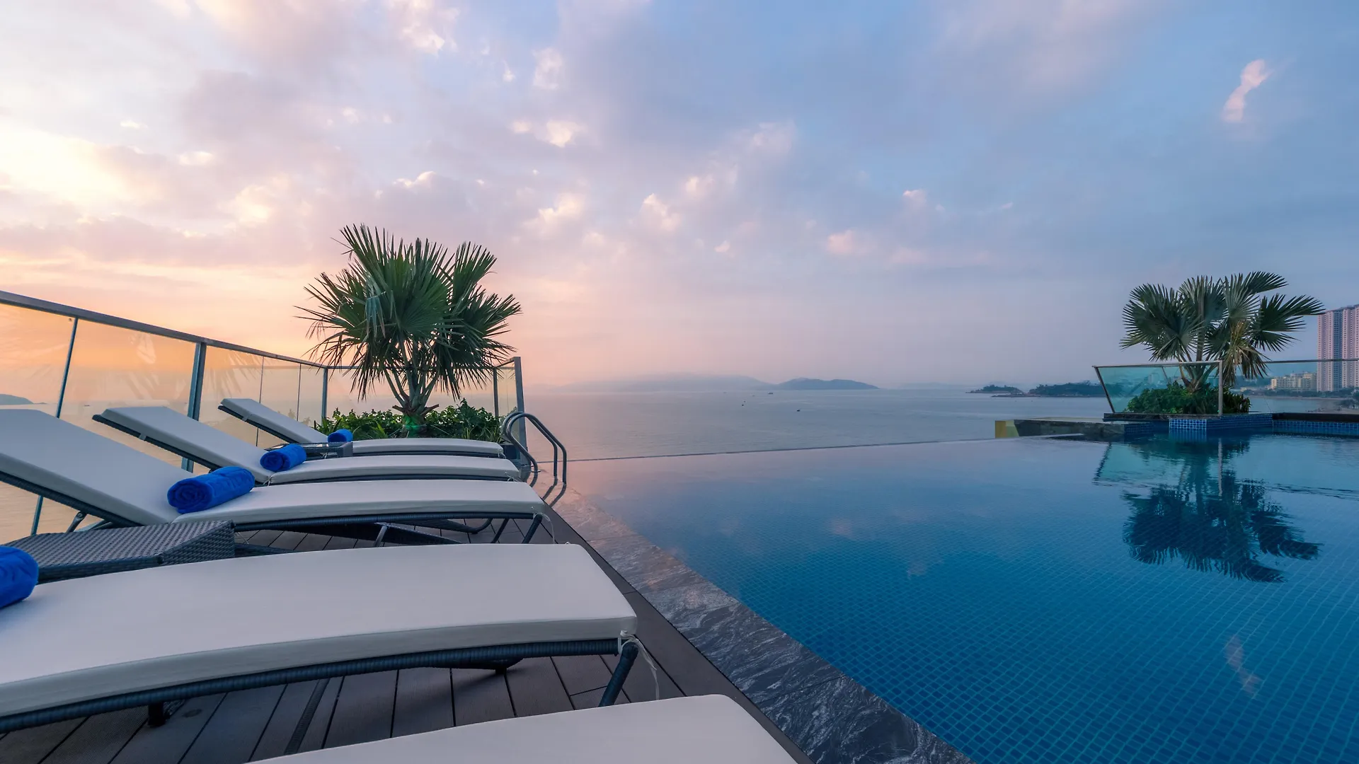 Boton Blue Hotel & Spa Nha Trang 5*,  Vietnam